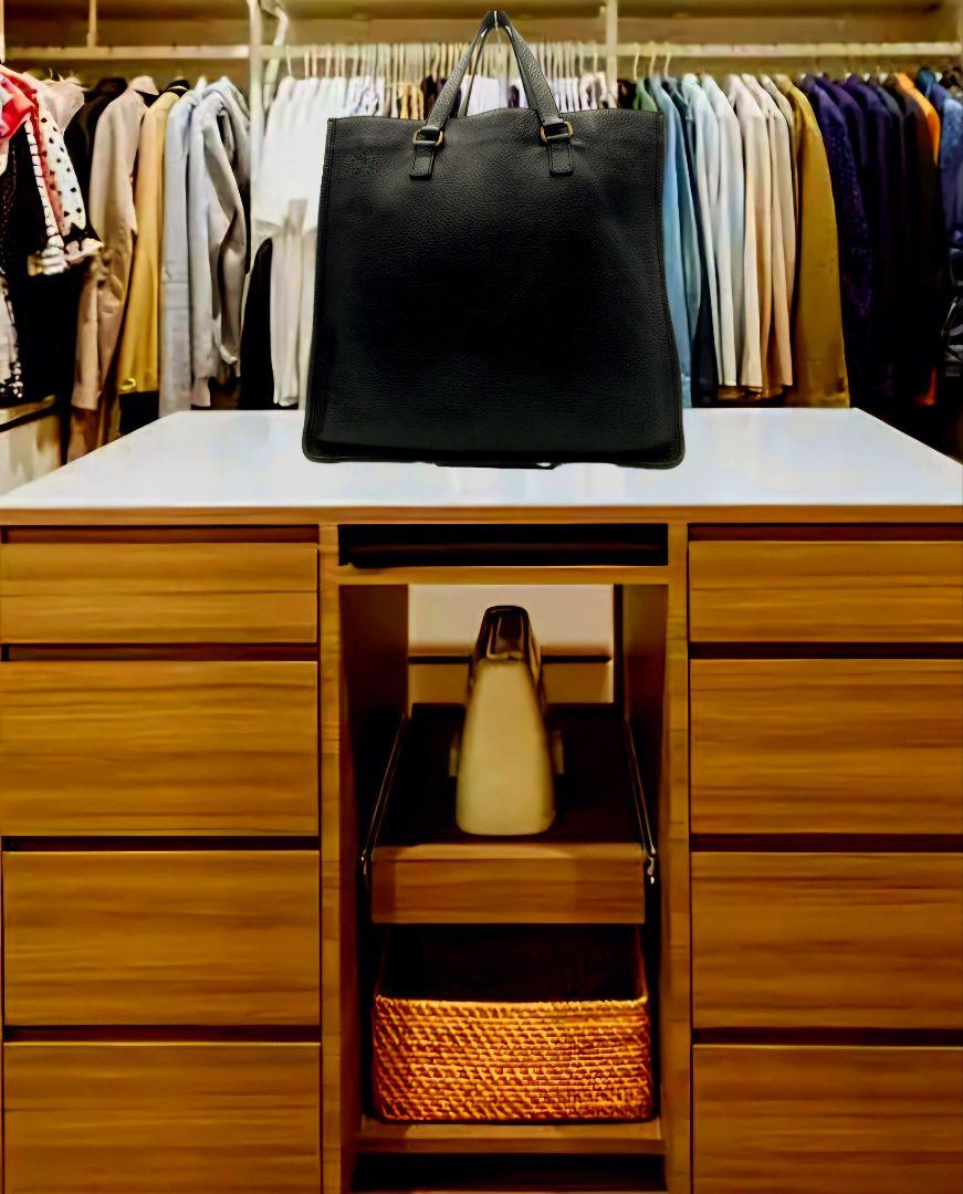 PRADA ブラック レザートートバッグ 113-15 PRADA Black Leather Tote Bag 113-15 from JAPAN | eBay